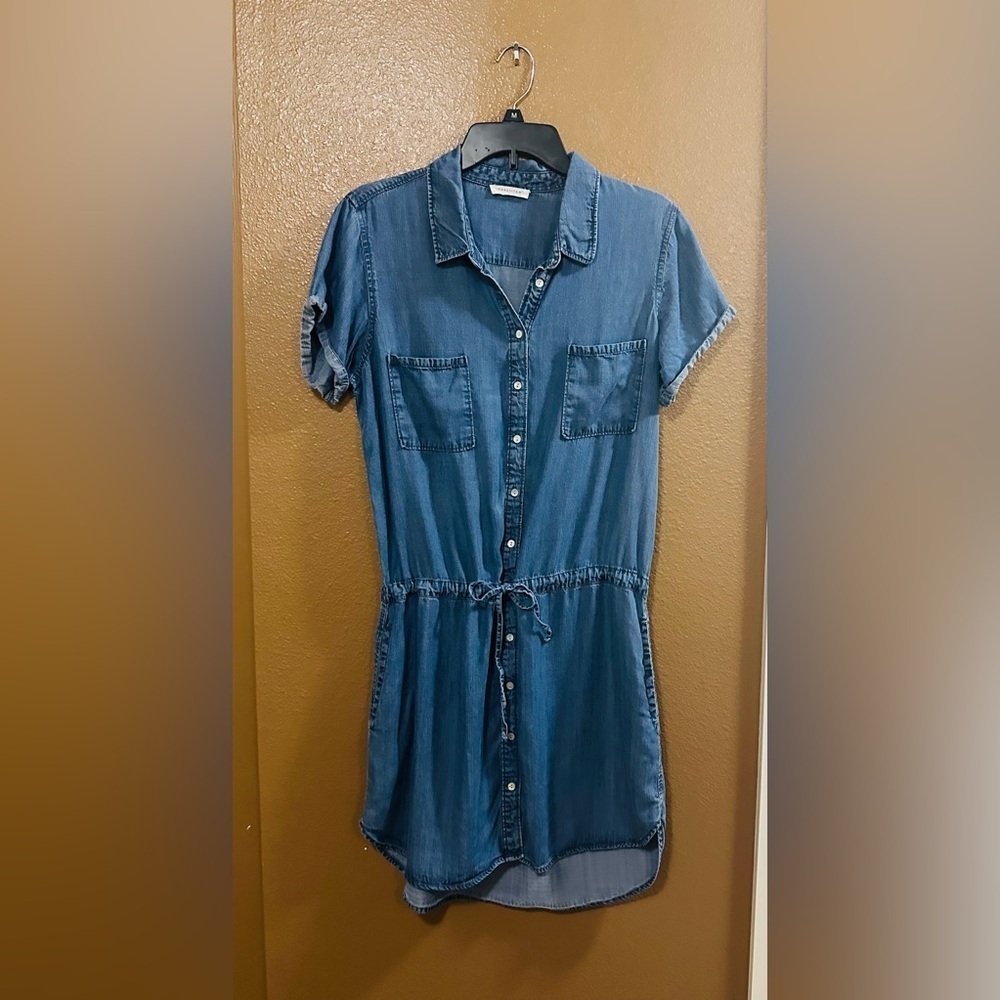 Lovestitch Casual Chambray Benji Shirt Dress w/cinched waist. Large. - Picture 7 of 16